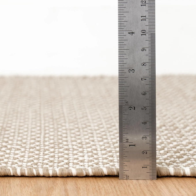 Dash & Albert Finn Khaki Geometric Handwoven Indoor/Outdoor Rug, 2'x3'