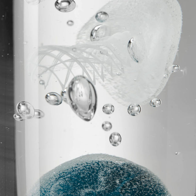 Leonardo Oceano 018685 Decorative Object Made of Transparent Glass, Handmade, Maritime Glass Decoration with Jellyfish Motif, Handmade, Unique, Glow in the Dark, Height: 19 cm