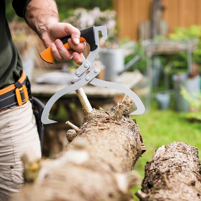 Fiskars Log Tongs, One-Handed Firewood Carrier, 9" Diameter