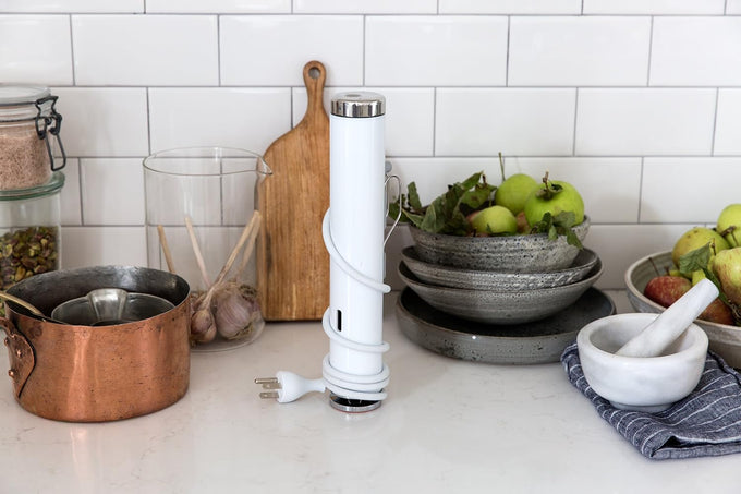 Breville Joule Sous Vide, 1100 Watts, White Body, Stainless Steel Cap & Base (CS10001)