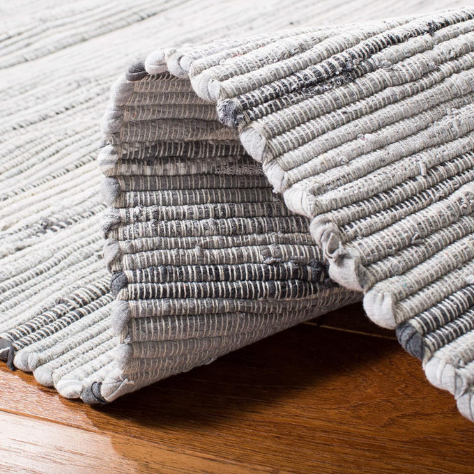 SAFAVIEH Rag Rug Collection Area Rug - 6' x 9', Grey, Handmade Boho Stripe Cotton, Ideal for High Traffic Areas in Living Room, Bedroom (RAR121A)
